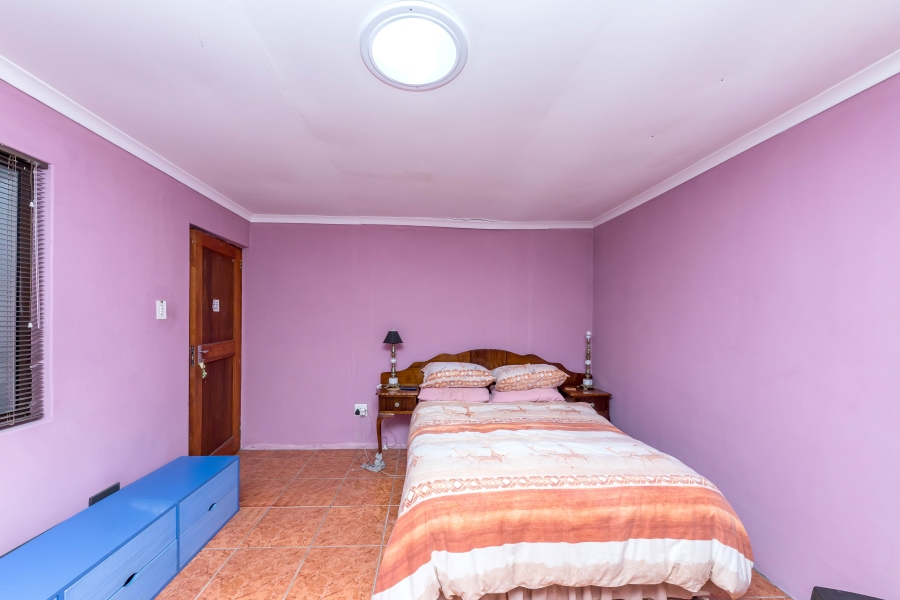 4 Bedroom Property for Sale in Athlone Western Cape